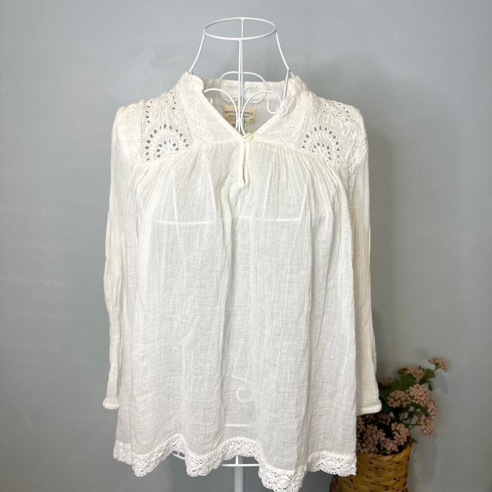 Vintage y2k white eyelet lace babydoll long sleeve peasant top
